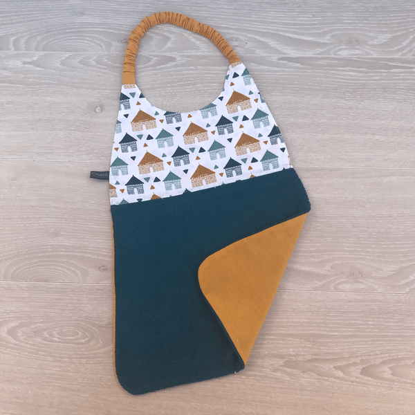 grand bavoir pour les enfants manger seul école